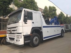 青岛24小时救援上门修车电话