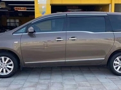 哈尔滨带司机租车