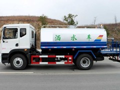 多功能绿化洒水车