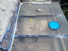 上海屋顶换瓦片加固维修公司