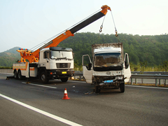 附近道路救援24小时电话