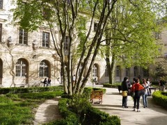 武汉法国留学中介