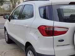 車拖拖專業(yè)汽車道路救援