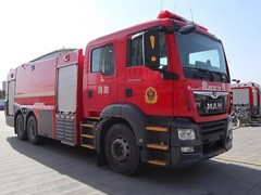 乌鲁木齐鲜奶运输车