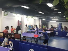 乒乓球館