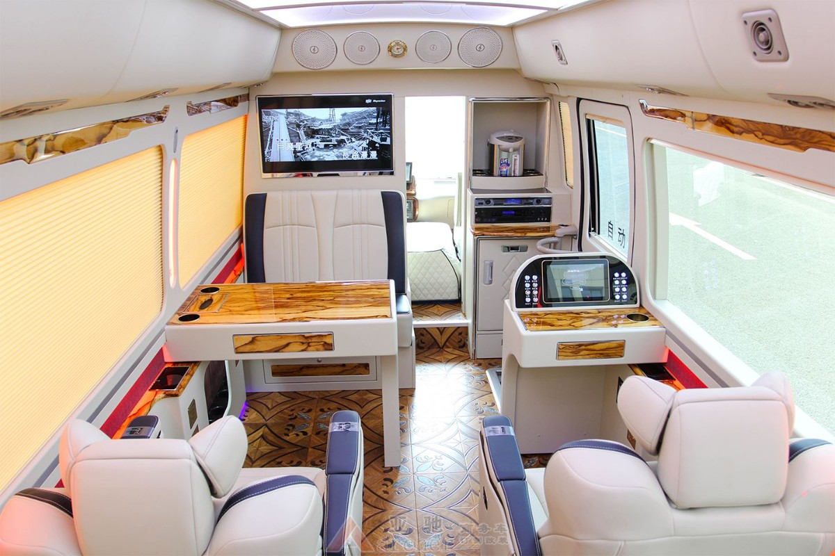 台州考斯特-上海丰田柯斯达23座企业采