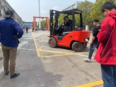 武汉忠博叉车培训学校