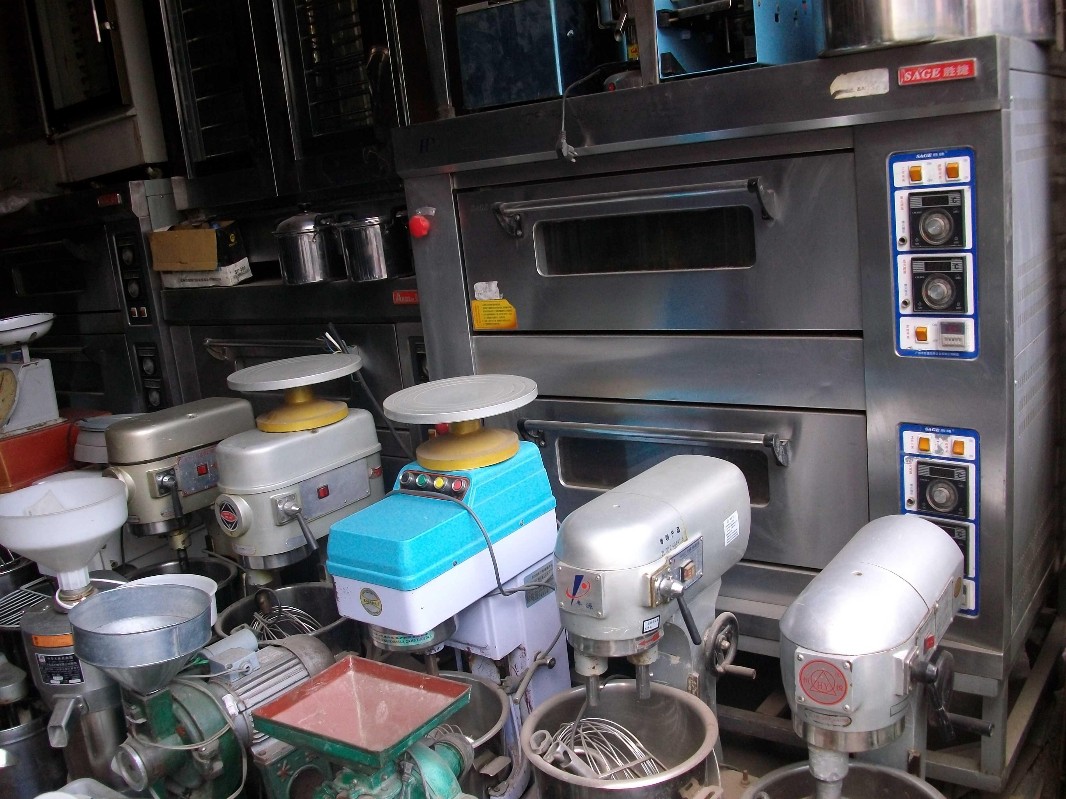 松岗回收二手厨具|酒店酒楼餐厅饭店面包店奶茶店宾馆