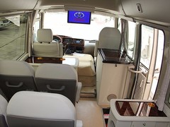 北京豪華商務(wù)車銷售改裝基地