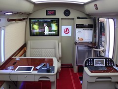 北京豪華商務(wù)車銷售改裝基地