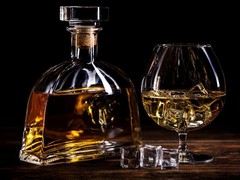 威海回收茅台酒瓶