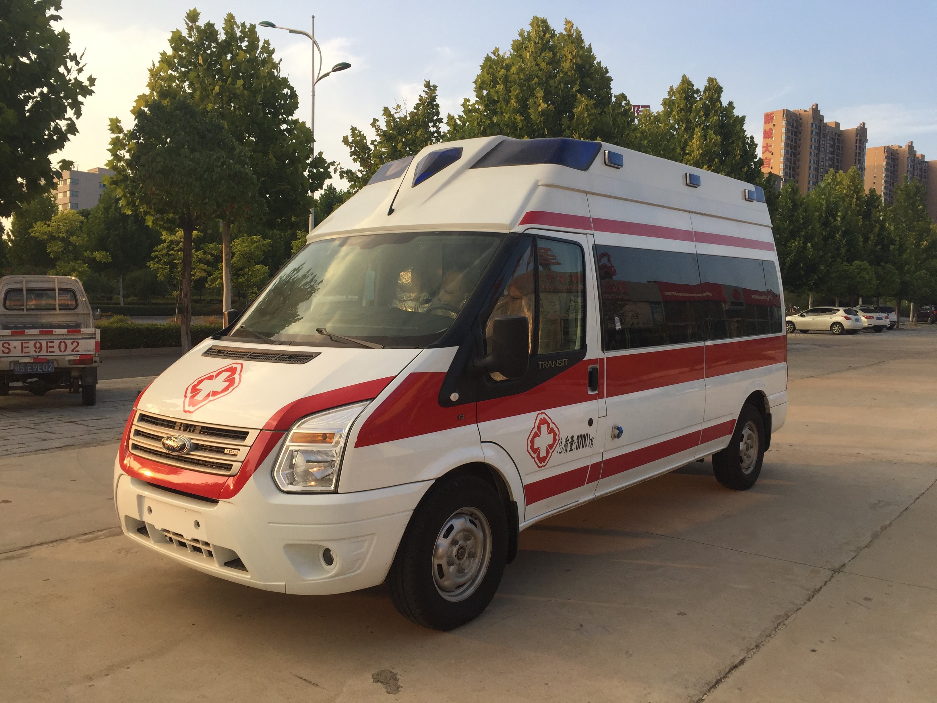 120救護(hù)車出租轉(zhuǎn)運(yùn)中心