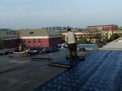 屋顶漏水维修公司