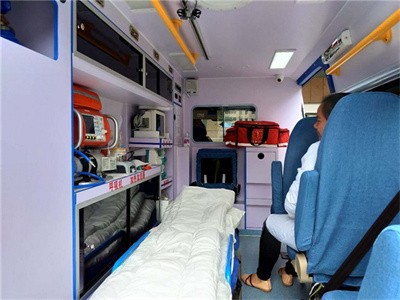 120救護車出租轉(zhuǎn)運中心