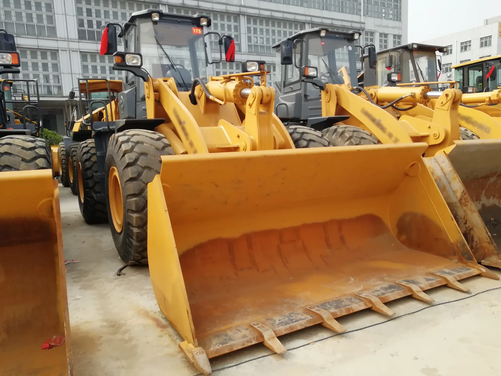 中軼二手工程機(jī)械總經(jīng)銷市場