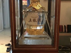 鑫鲁帝名烟名酒行