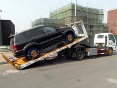 汽车搭电救援