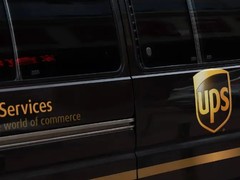 翠峦DHL