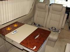 北京豪華商務(wù)車(chē)銷(xiāo)售改裝基地