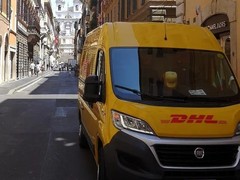康保DHL