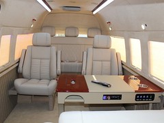 北京豪華商務(wù)車銷售改裝基地