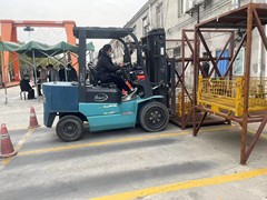 武汉忠博叉车培训学校