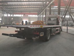 高速公路救援车