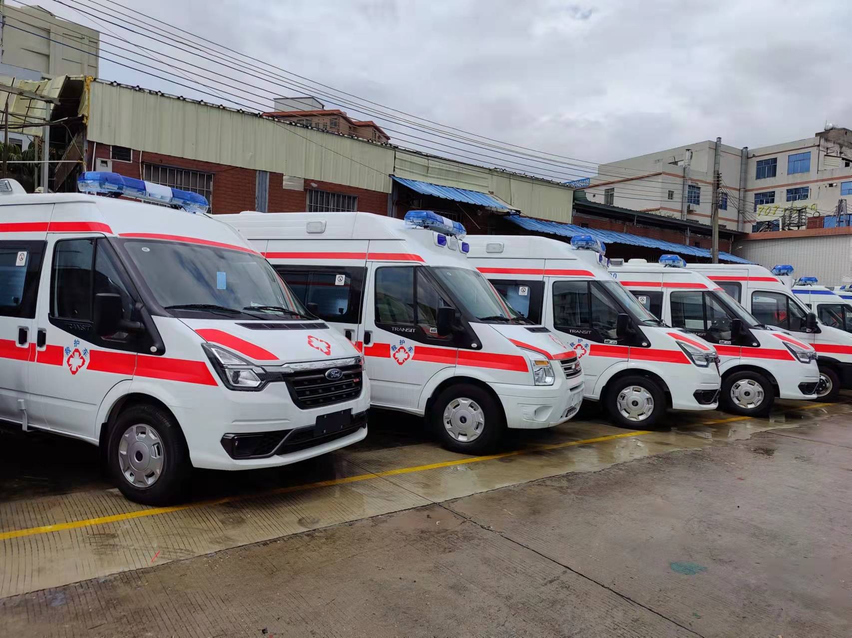 中山救护车长途转运费用 24小时服务热线