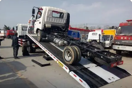 车拖拖专业汽车道路救援