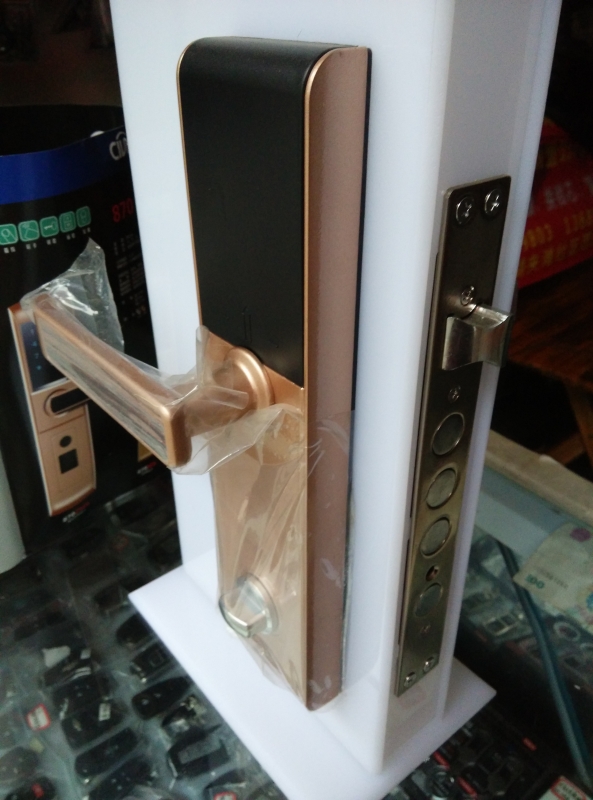 四合一高防指纹锁