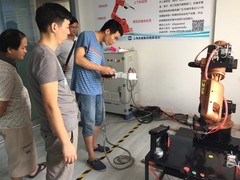上海泉威数控模具培训
