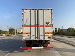 危险品运输车
