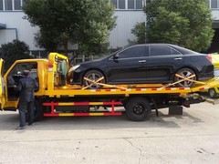 車拖拖專業(yè)汽車道路救援