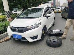 潍坊拖车救援公司电话