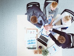 商稅通會(huì)計(jì)服務(wù)集團(tuán)有限公司
