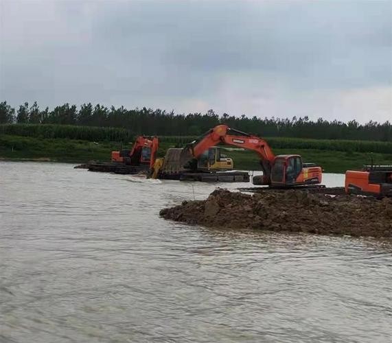 江南水陸挖掘機(jī)出租公司