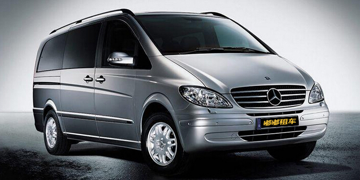 奔驰唯雅诺800 / 日