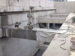 昆明拆除砸墙