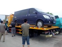 云浮上門拖車打什么電話