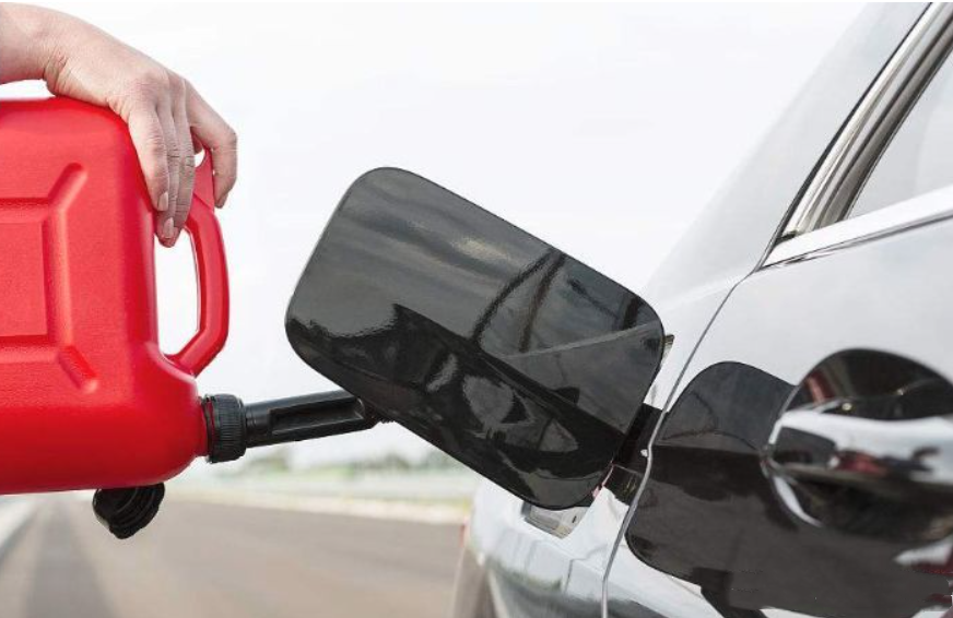 应急送油救援_连云港高速24小时汽车拖车救援电话