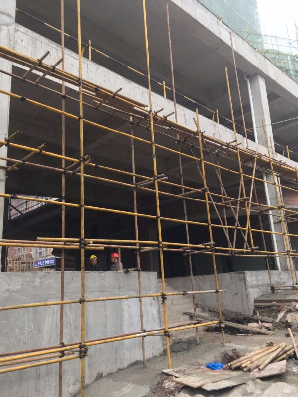 外墙装饰钢管架_重庆盛如隆建筑劳务有限公司