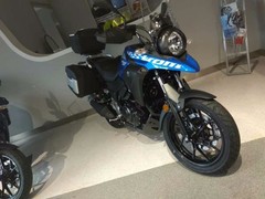 摩托车