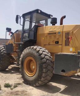 上海装载机出租公司