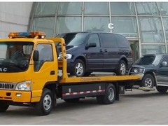 車拖拖專業(yè)汽車道路救援