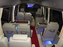 北京豪華商務(wù)車銷售改裝基地