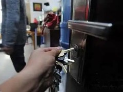 马路东开锁